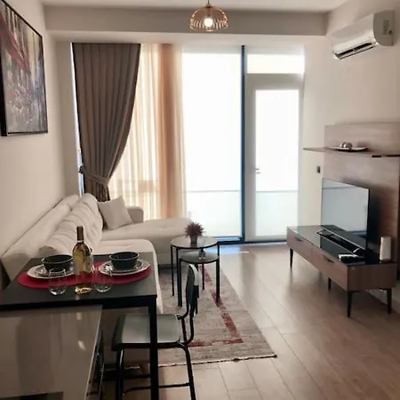 Secured Lux 1 Bedroom - Gym, Sauna, Parking - 142