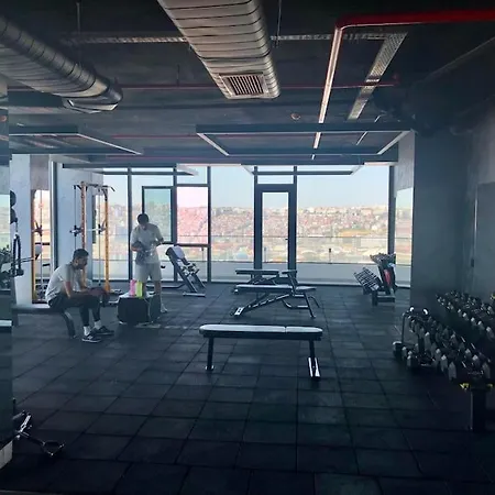 Secured Lux 1 Bedroom - Gym, Sauna, Parking - 142 Apartment *