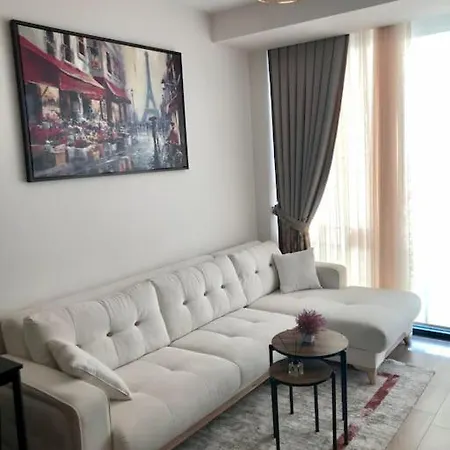 Secured Lux 1 Bedroom - Gym, Sauna, Parking - 142 *
